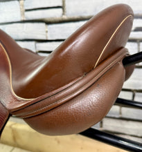 Load image into Gallery viewer, 17 1/2” Wide Loxley by Bliss GP Saddle - Brown