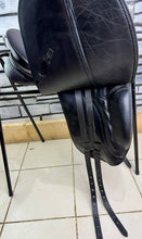 Load image into Gallery viewer, 18” MN Albion Style TB Dressage Saddle - Black - High Wither