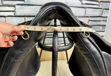 Load image into Gallery viewer, 18” MW Ideal Suzannah Dressage Saddle - Black