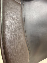 Load image into Gallery viewer, 17 1/2” MW Patrick Wilkinson VSD/WH Saddle - Brown