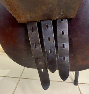 16 1/2” MW Harry Dabbs Original AO Close Contact Jump Saddle - Brown