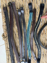 Load image into Gallery viewer, S/H Job Lot x 10 Brownands - Bling/GFS/Plaited - P/Cob/F
