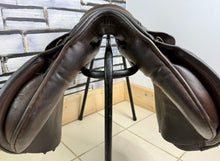 Load image into Gallery viewer, 16 1/2” MW-Wide Dever GP Saddle - Brown