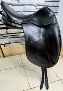 17 1/2” MW Hockenden Saddlery Monoflap Dressage Saddle - Black