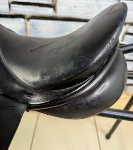 16 1/2” MW/Wide Jeffries Falcon English Event GP Saddle - Black
