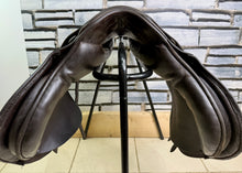 Load image into Gallery viewer, 17” XW Hamilton Balance GP Saddle - Brown - 4X Wide - Cob Hoop Tree