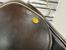 Load image into Gallery viewer, 16 1/2” Wide R.S. Saddles Excelle Monoflap Jump Saddle - Brown