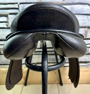 18” Medium Albion Style GP Saddle - Black