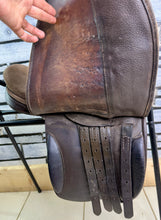 Load image into Gallery viewer, 16” XW Fylde English Pony WH/Show Saddle - Brown