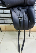 Load image into Gallery viewer, 18” Wide Ideal/Martin Wilkinson Suzannah Dressage Saddle - Black