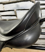 Load image into Gallery viewer, 17” Medium/Changeable Gullet Bates Caprilli GP Saddle - Black Leather