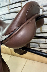 17 1/2” MW Winners Circle Jump Saddle - Brown