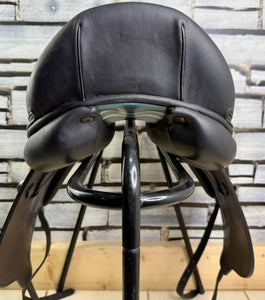 17 1/2” MW Voltaire Adelaide Monoflap 2023 Dressage Saddle - Black