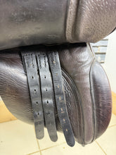 Load image into Gallery viewer, 16” Wide Ideal English Pony WH/VSD Saddle - Brown