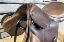 Load image into Gallery viewer, 18” Medium Zaldi Jupiter GP/Jump Saddle - Brown
