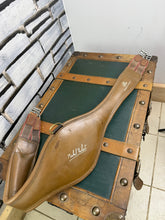 Load image into Gallery viewer, 125cm/50” Prestige Girth - Michel Robert Appaloosa Soft Padded Shaped Girth - Brown/Tan