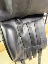 Load image into Gallery viewer, 17” Wide Albion SLK II Ultima LH Dressage Saddle - Adjusta Tree - Black - Flat Tree