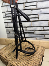 Load image into Gallery viewer, S/H Stubben Split Head Flash Competition Bridle - Black - Full