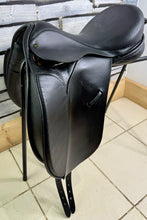 Load image into Gallery viewer, 17 1/2” MW-Wide Ideal Jessica Dressage Saddle - Black - Flocked