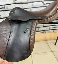 Load image into Gallery viewer, 17” Wide Native Pony Saddle Company GP/WH Saddle - Brown