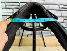 Load image into Gallery viewer, 16 1/2” Wide Eclipse Suede &amp; Synthetic GP Saddle - Black