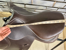 Load image into Gallery viewer, 16” MW John Whitaker Rio Pony Jump Saddle - Brown - Full Leather - Heat Adjustable