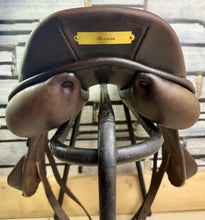 Load image into Gallery viewer, 16 1/2” MW Childeric CFSC Monoflap Jump Saddle - Brown