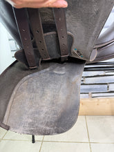 Load image into Gallery viewer, 17” XW/Changeable Gullet Wintec 500 VSD GP Saddle - Brown - Cair - Extra Wide