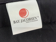 Load image into Gallery viewer, S/H Bay Jocobsen Theraputic Half Saddle Pad - Black