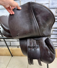 Load image into Gallery viewer, 17” Medium Prestige Appaloosa Hippos GP/Jump Saddle - Brown - All Purpose, XC etc