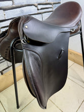 Load image into Gallery viewer, 18 1/2” MN J. Houghton GP/Jump Gents Hunting Saddle - Brown - English