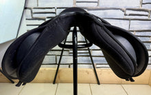 Load image into Gallery viewer, 15” Wide HiLite Elite Pony GP Saddle - Black