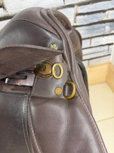 Load image into Gallery viewer, 17 1/2” XW/WW Symmonds Designer GP Saddle - Brown