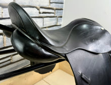 Load image into Gallery viewer, 17” XW Global Saddlery English VSD/GP/WH Saddle - Black