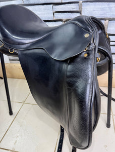 18” MW Ideal Suzannah Dressage Saddle - Black