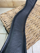 Load image into Gallery viewer, S/H 28” Albion Soft Padded Humane Leather Dressage Girth