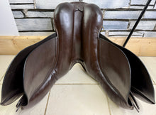 Load image into Gallery viewer, 17 1/2” Wide Ideal VSD/WH/GP English Saddle - Brown - Working Hunter Cob