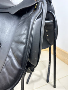 17” MN Albion SL Dressage Saddle - Black