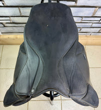 Load image into Gallery viewer, 17 1/2” XXW Thorowgood Griffin Cob GP Saddle - Black - Extra Wide - Flat Tree - 4 Straps