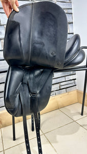 17” MW Ideal Suzannah Dressage Saddle - Black