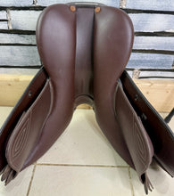 Load image into Gallery viewer, 16” M/Changeable Gullet Whitaker Barnsley Pony Jump Saddle - Brown
