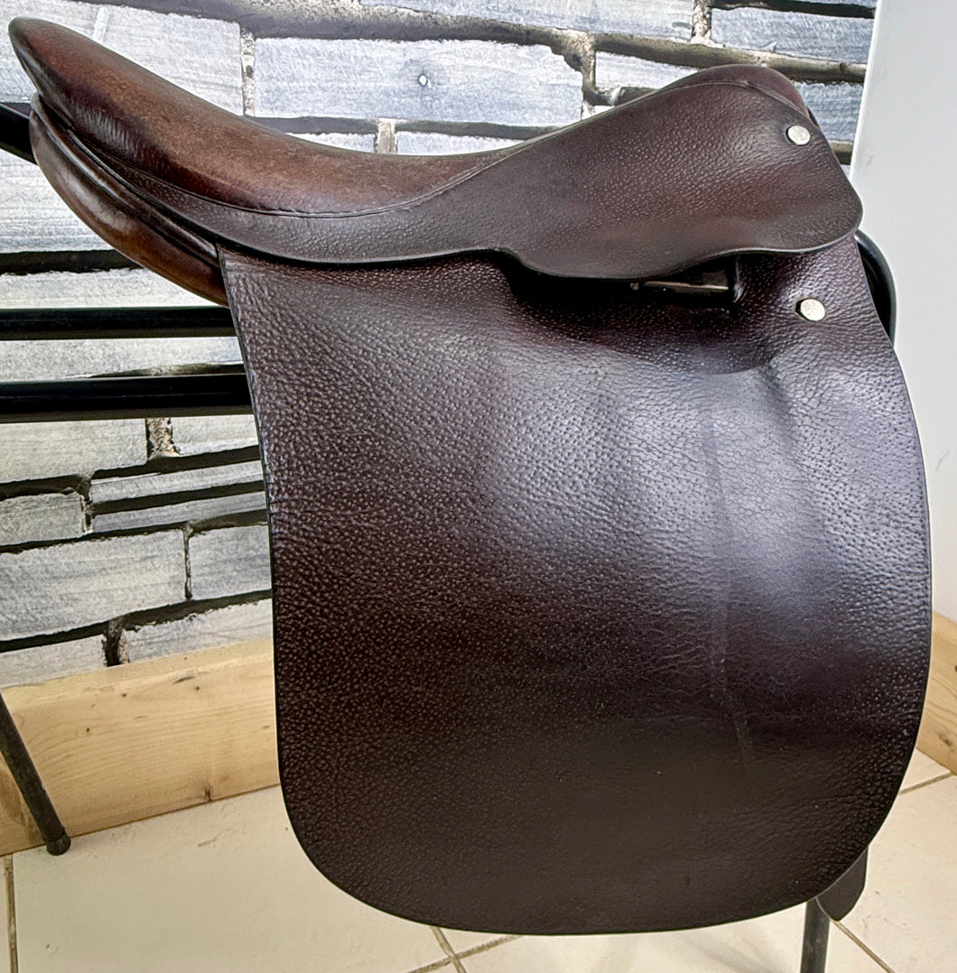 14 1/2” Medium Fylde Saddlery Lead Rein Show Saddle - Brown