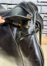 Load image into Gallery viewer, 17 1/2” MW Olney English GP Saddle - Black
