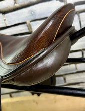 Load image into Gallery viewer, 15” Medium Barnsby Pony Club GP Saddle - Brown