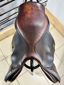 17 1/2” MW Bruno Del Grange Close Contact Jump Saddle - Brown