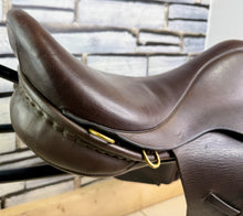 Load image into Gallery viewer, 17 1/2” MW Ideal VSD/GP Saddle - Brown