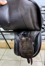 Load image into Gallery viewer, 15” Medium-Wide/XW Equxtra Serpent WH Pony Show Saddle - Changeable Gullet - Brown