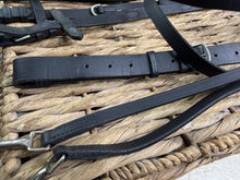 Load image into Gallery viewer, S/H Market Harbourough Martingale &amp; Reins -Full- Black