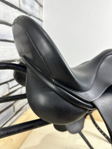 17” MW Excelle Dressage Saddle - Black