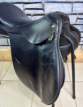 Load image into Gallery viewer, 18” Medium Albion Style GP Saddle - Black